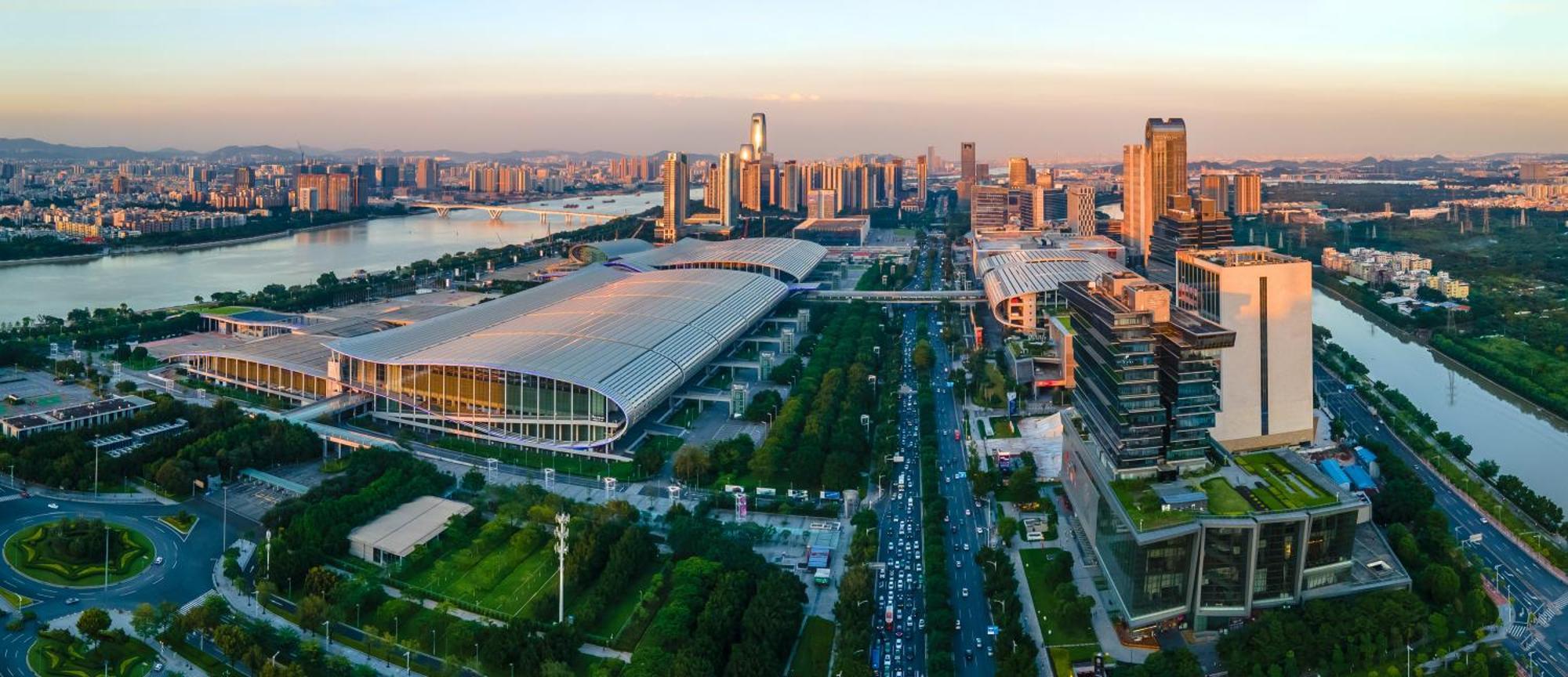 Waifiden Guangzhou Grand View Golden Palace Apartment - Free Shuttle Bus During The Canton Fair מראה חיצוני תמונה